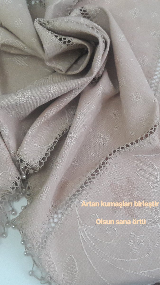 semracelep05's tweet photo. İncili örtü 💎
#tuzlumakas.blogspot.com
#takip #örtü #elişi #takip #bloger #handma #blogspot #göznuru #elsanatları #begeni #dizayn #örme #ip #kumaş #dantel https://t.co/DAic3q5yjK
