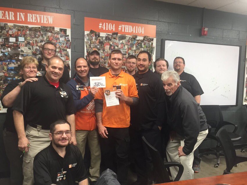 AnthonyMet4104's tweet photo. Congrats Matt your the District 188 Associate of Month Winner! #MET4104 @james_thd @kristamsears188 @asds4104 @aj_mazzola https://t.co/6IVLtA4WyQ