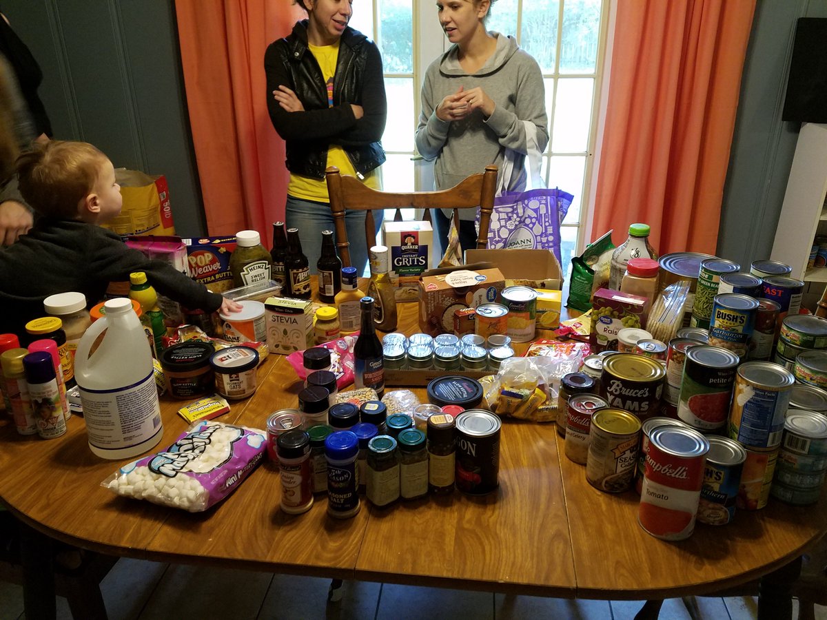 NoScrapLeft's tweet photo. #EraseFoodWaste and Host a Pantry Swap Party. Here's how:
https://t.co/tUWYJzA2JC https://t.co/2F0mSBmERj