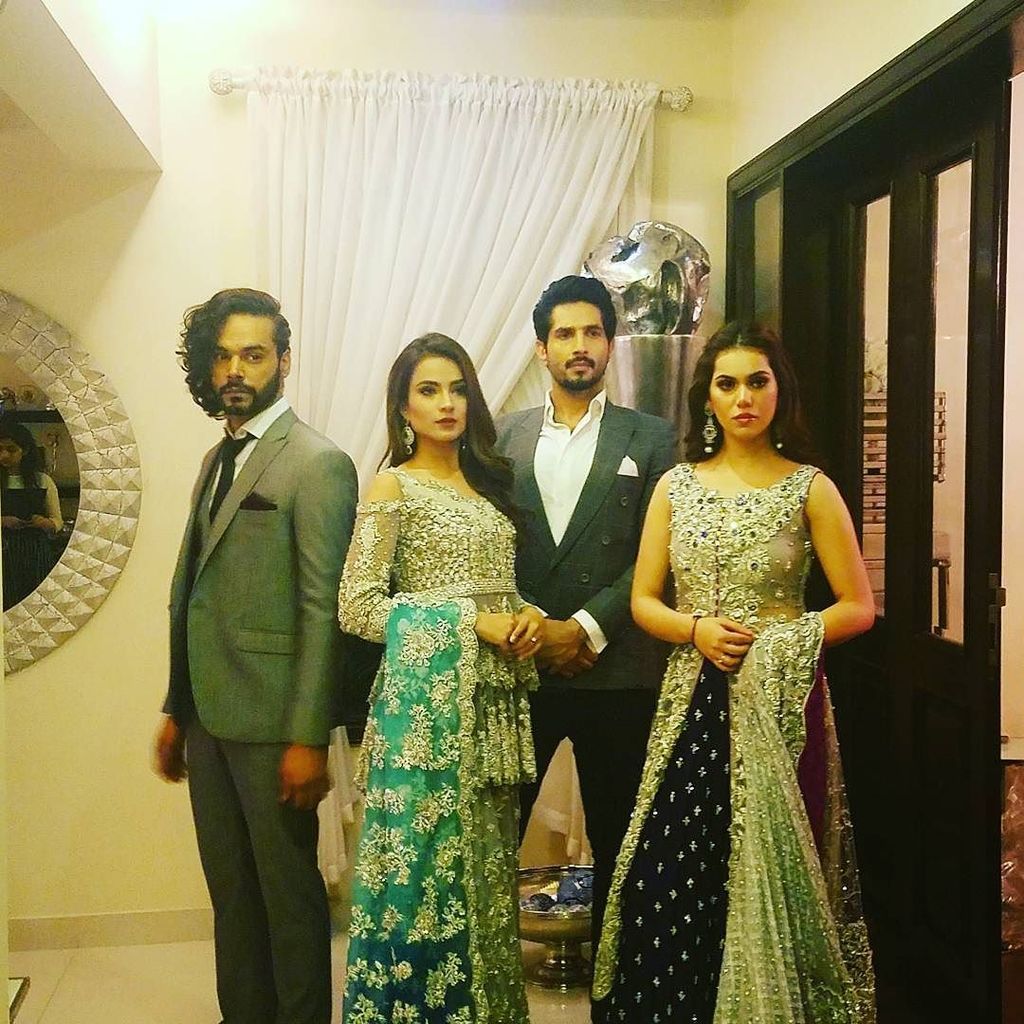 rangrezathefilm's tweet photo. #RangrezaBTS: Team Rangreza posing for magazine cover shoot.
Book your tickets at:
https://t.co/J2fveSkSvq
#Rangreza #Rangrezathefilm #RangrezaMoments #takellpr #UrwaHocane #VisionArtFilms #MHFilms #MalkaniFilms #B4UMotionPictures #B4UFilms #IMGC #Ar… https://t.co/BNU8mFvKKP https://t.co/T3jM1P1nRW