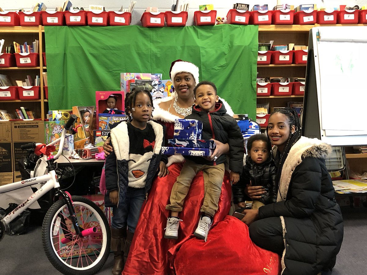 kwamerose's tweet photo. Last week the #OperationSantaSuccess team wrapped and passed out gifts to every student at Dr. Charles R. Drew Elementary. Bikes, Action Figures, Books, etc. don’t monetarily equate to the amount of joy we were able to provide to some of these families. Happy Holidays Everyone! https://t.co/1KibOeWYd0