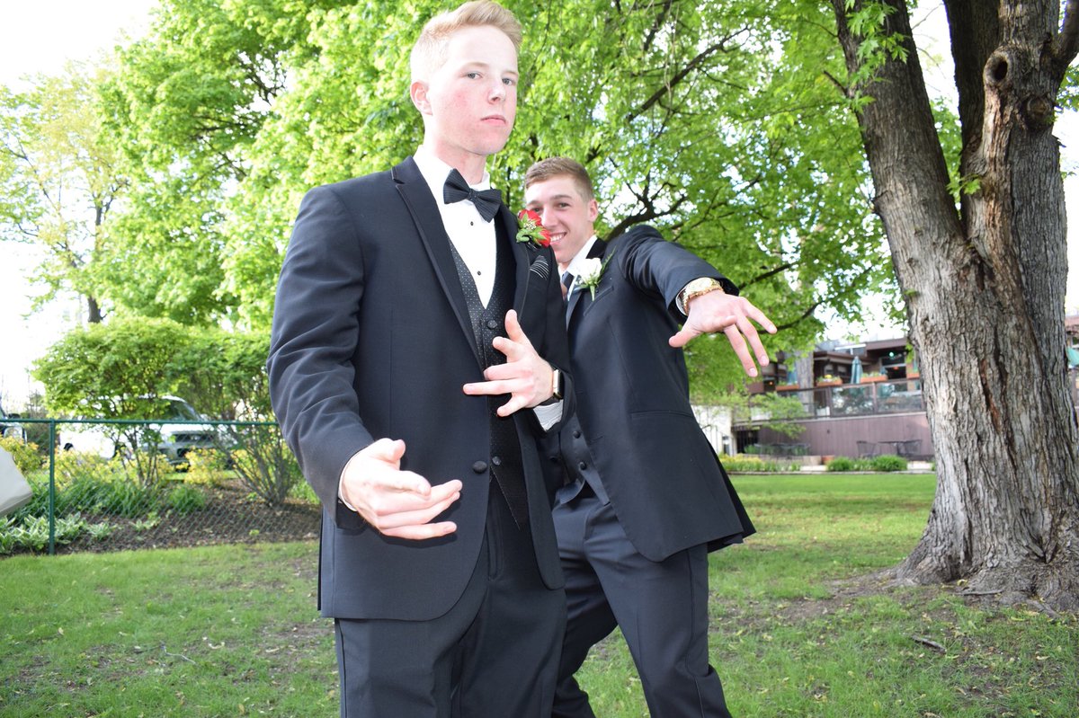 Derek Larson tweet media