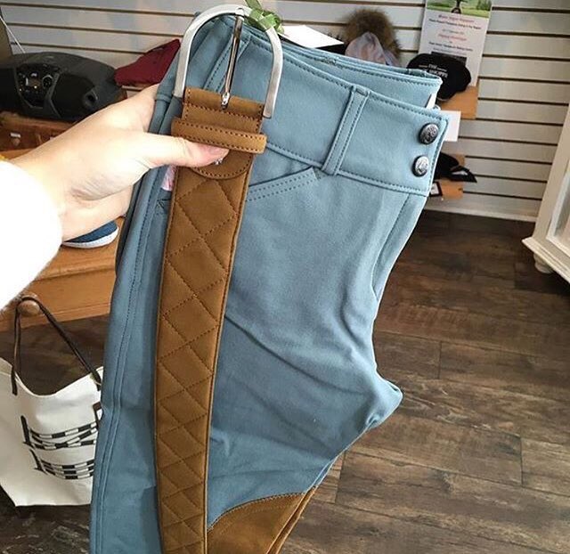 TheTack_Shoppe's tweet photo. 15% OFF code: BOXINGDAYS 🐴 includes coloured TS breeches, &amp; horse show Hangover tees! 🐴 https://t.co/5IqGG7lX66