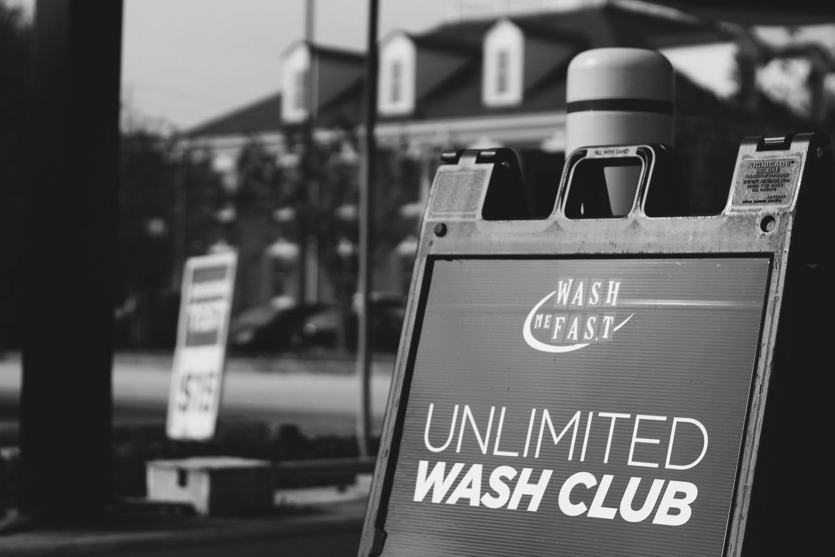 washmefast's tweet photo. For all of our friends in southwest #Atlanta, this is the moment you've all been waiting for, @washmefast is expanding to #Fairburn in 2018! Join our Unlimited Wash Club for as low as 14.99 a month! https://t.co/hWSVa0hYd1