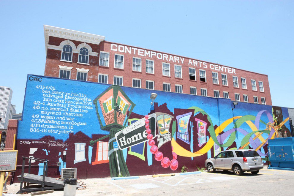 bejoieful's tweet photo. If the French Quarter is too busy for you, the historic Arts District may be a great option to check out. https://t.co/zVuFKN6RXu