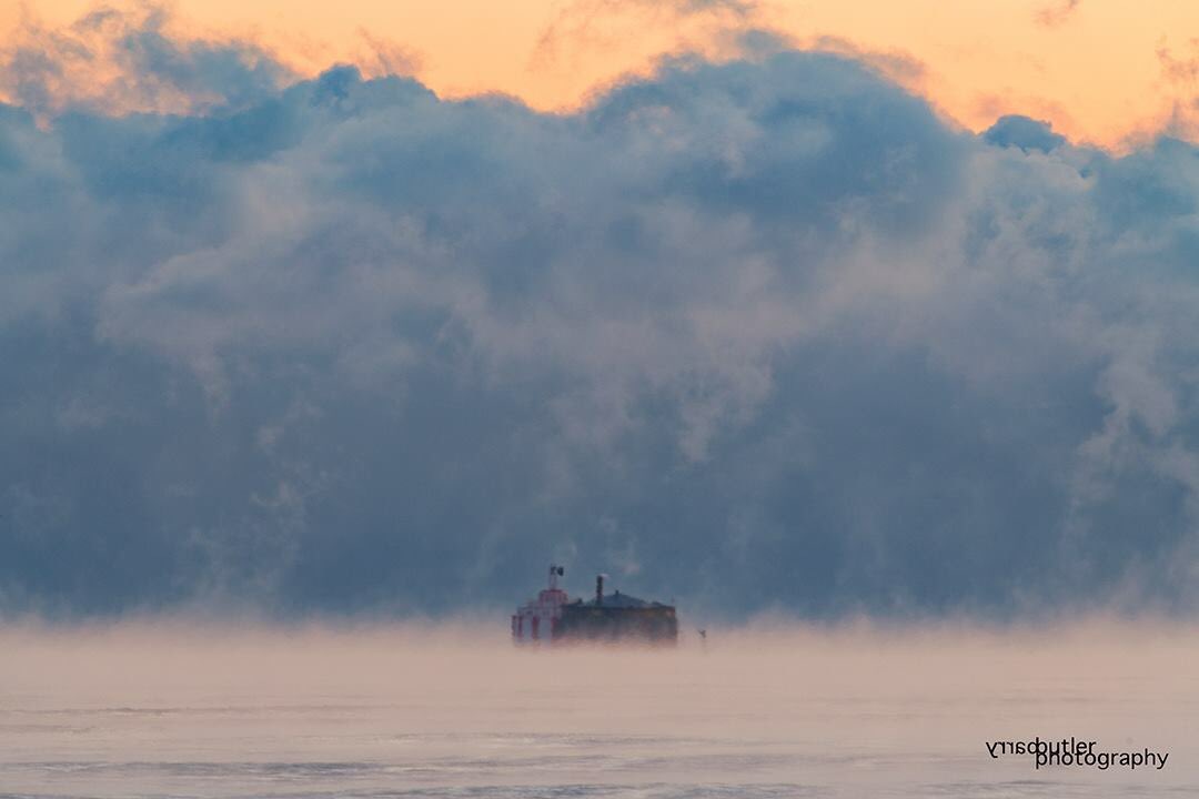 Lake Michigan Water Crib on Wednesday in Chicago #ilwx #weather #chicago #news #freeze