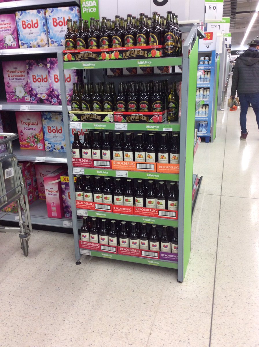 PowerforceMC21's tweet photo. @Asda Chaucer road brilliant offers on @MolsonCoors products, something for everyone this #NewYearsEve @PowerforceMCFM2 #Cobra #coorslight https://t.co/5NnjCWq5ug
