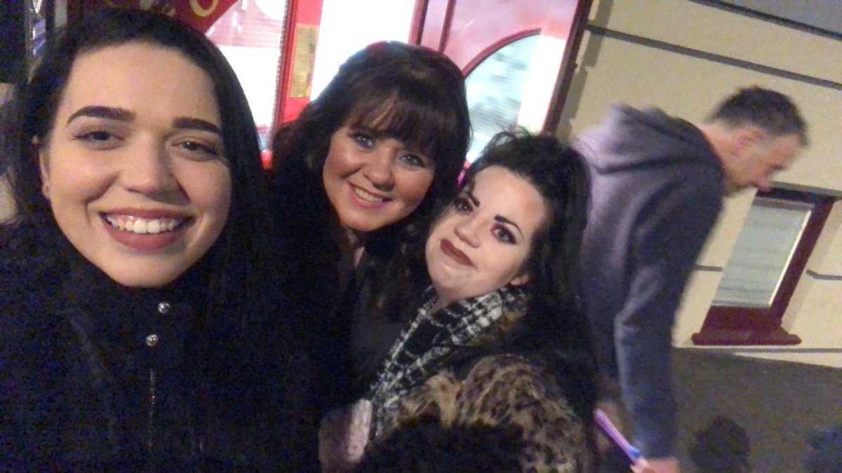 TeamBernieNolan's tweet photo. Old habits die hard 😂 such a good day seeing @NolanColeen with my old timer ❤️ https://t.co/DEXe4ICM4K