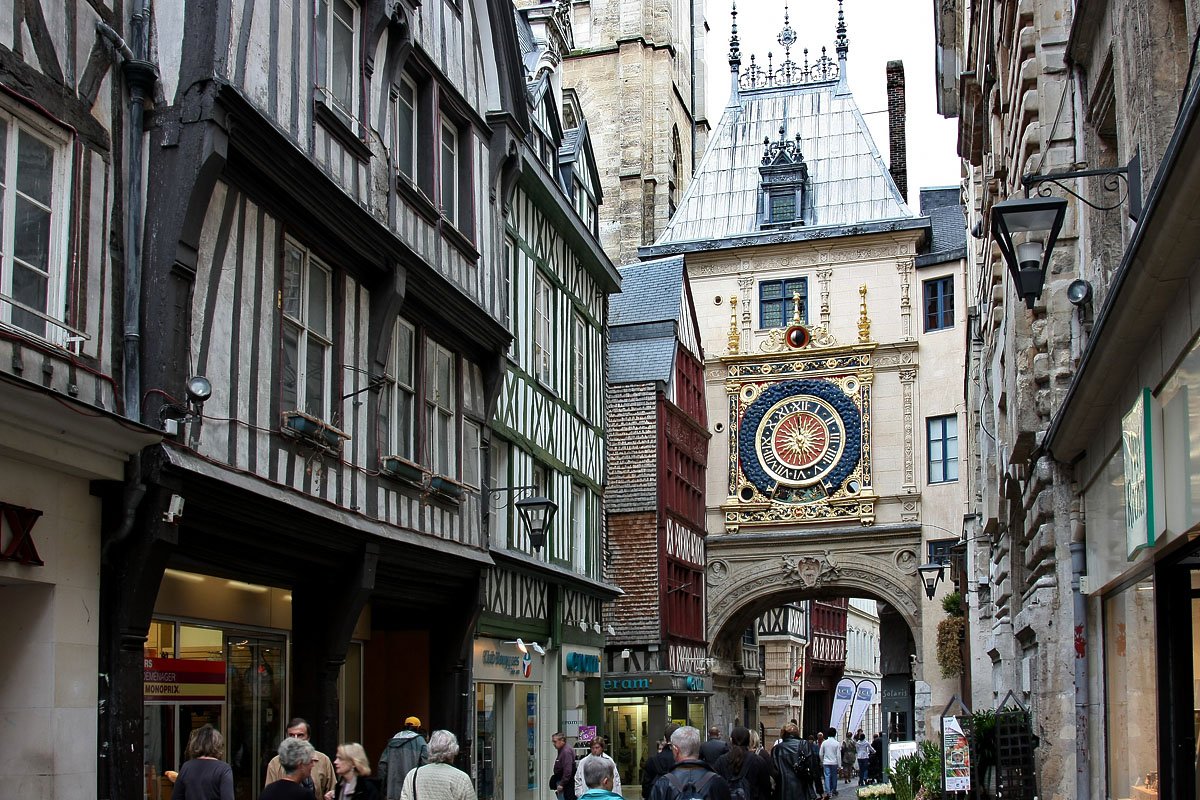 RT- Still room left on board! Join <a href="/WolfferWine/">Wölffer Estate</a> on a gorgeous journey along the #Seine river from #Paris to #Normandy. Great #cruise to give as a gift for you and your loved one. Book today and save $$$ : ow.ly/IHcE30hs9kq #travel #ttot #cruising