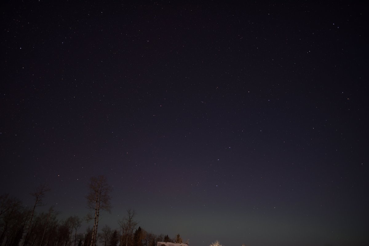 DJHardwired's tweet image. Cold sky. Taken 5 km NW of Greenwater Lake, SK, just after midnight 27DEC2017 #Saskatchewan #aurora #reallycold -31C