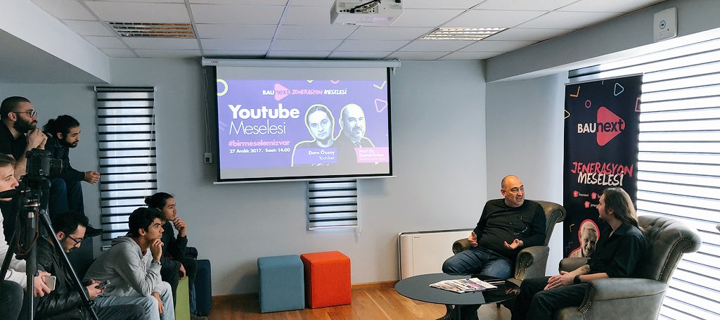 baunext's tweet photo. BauNext’te bugün İletişim Fakültesi Dekanı @Suhers ve @DoraOzsoy ile “Youtube Meselesi”ni tartıştık. #bimeselemizvar https://t.co/NOBTihX5ei