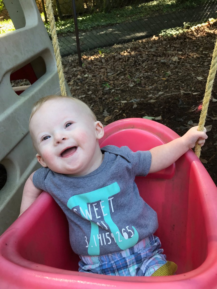 SchoolofGrace's tweet photo. Life is grand! #2017inReview #LiveLearnConnectThroughPlay #TurtleClass https://t.co/N9MpBtRO68