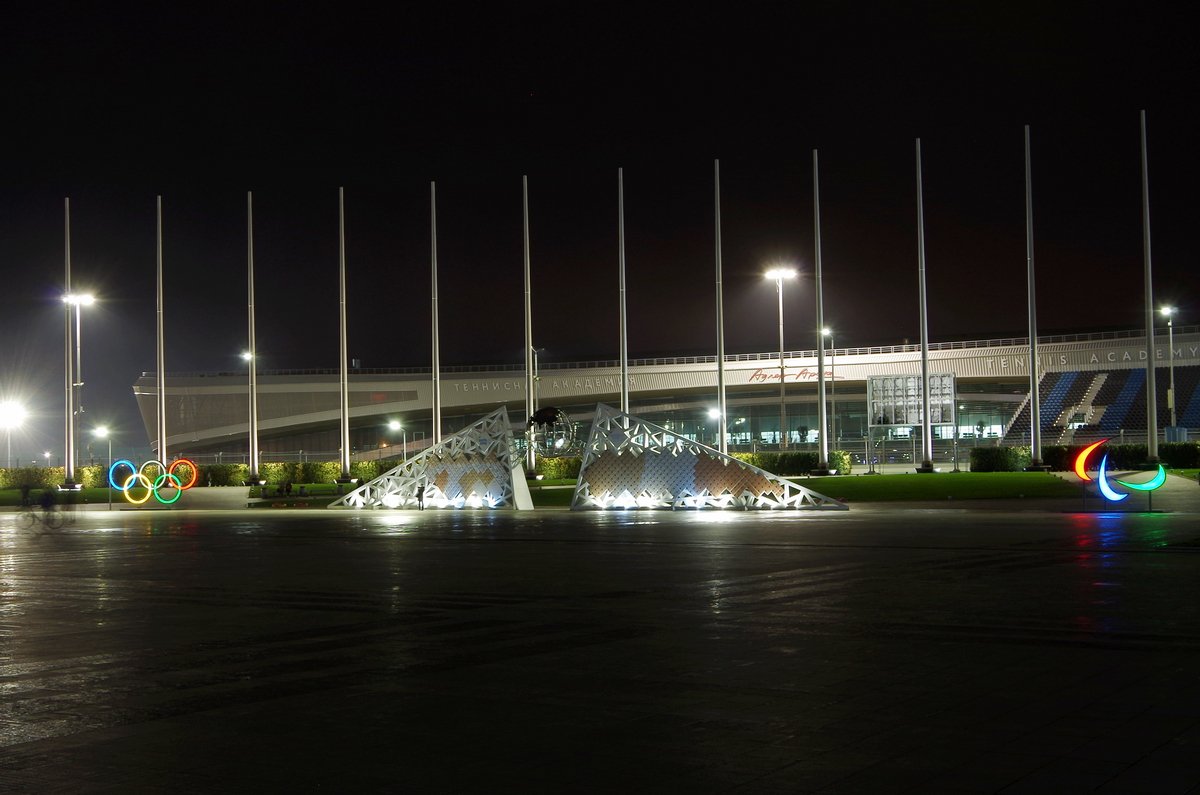 Немного вечернего Сочи вам в ленту.