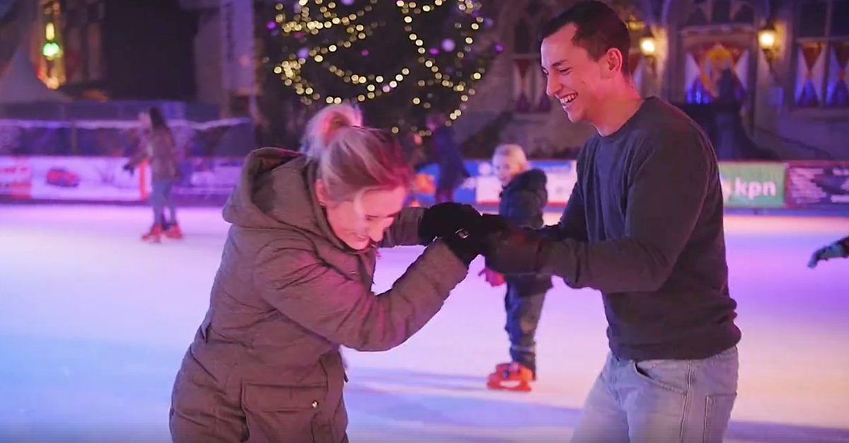 Video: Middelburg Winterstad, de IJsbaan. facebook.com/MiddelburgWint…