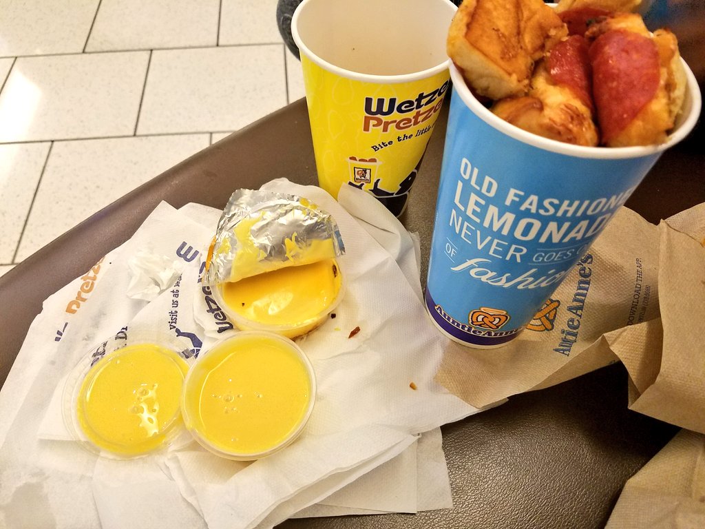 joyceaidi's tweet photo. Yesterday's Research: Wetzel's Pretzels vs Auntie Anne's pizza bites and cheese dip https://t.co/Fu8ZtdmLUi