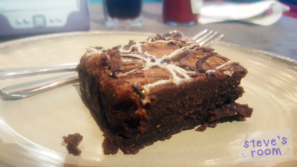 Life In Hitchin tweet media