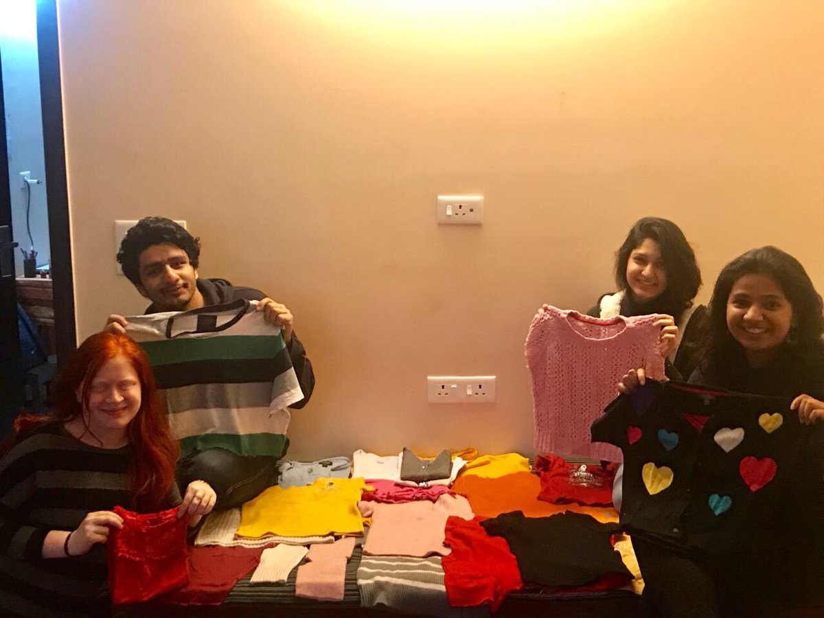 enactushindu's tweet photo. We are hard at work to ensure the strays stay warm this January! You too can help us by donating dog sweaters/ baby sweaters or warm clothes in general. #WarmthForPaws https://t.co/oFertVndZJ