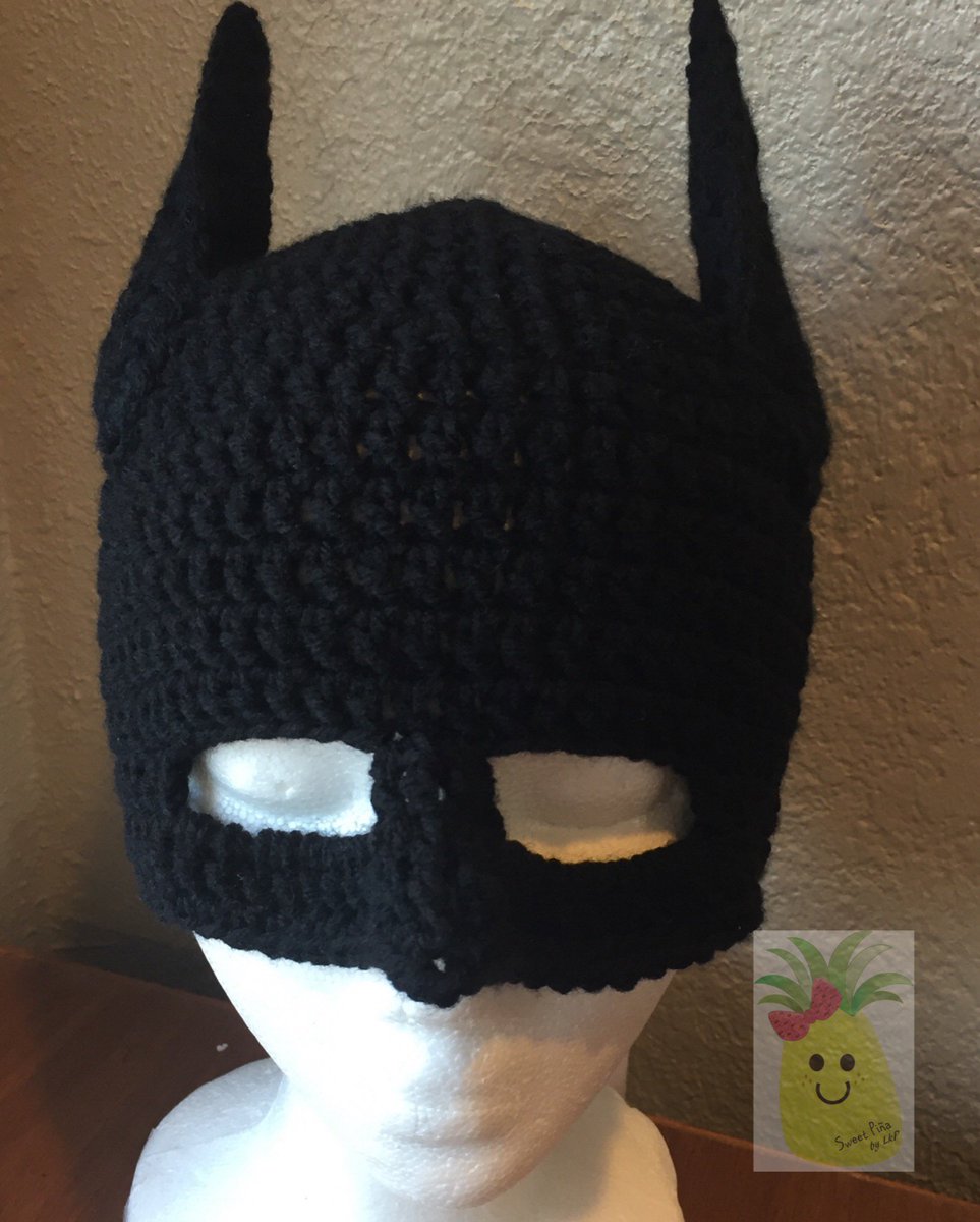 sweetpina1's tweet photo. #crochetbatmanhat 
Regresando de las Navidades !!! 🌠🎄🎁 
🦇🦇🦇🦇🦇 
#handmade #hechoamano https://t.co/UmuGGxFR4g