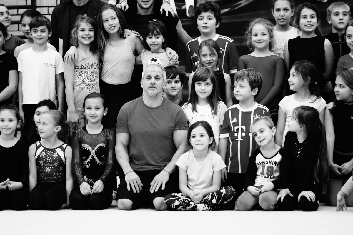 nsagym's tweet image. Training with legend Jovtchev. Participant in 6 Olympic Games, 4 times World Champion and Multiple Medalist from European and World Championships