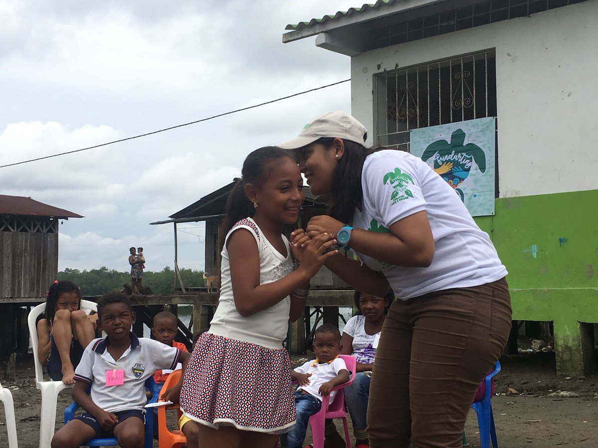 fundartingcol's tweet photo. Taller de conservación de Tortugas 
#Tumaco https://t.co/6AIvOakLVx