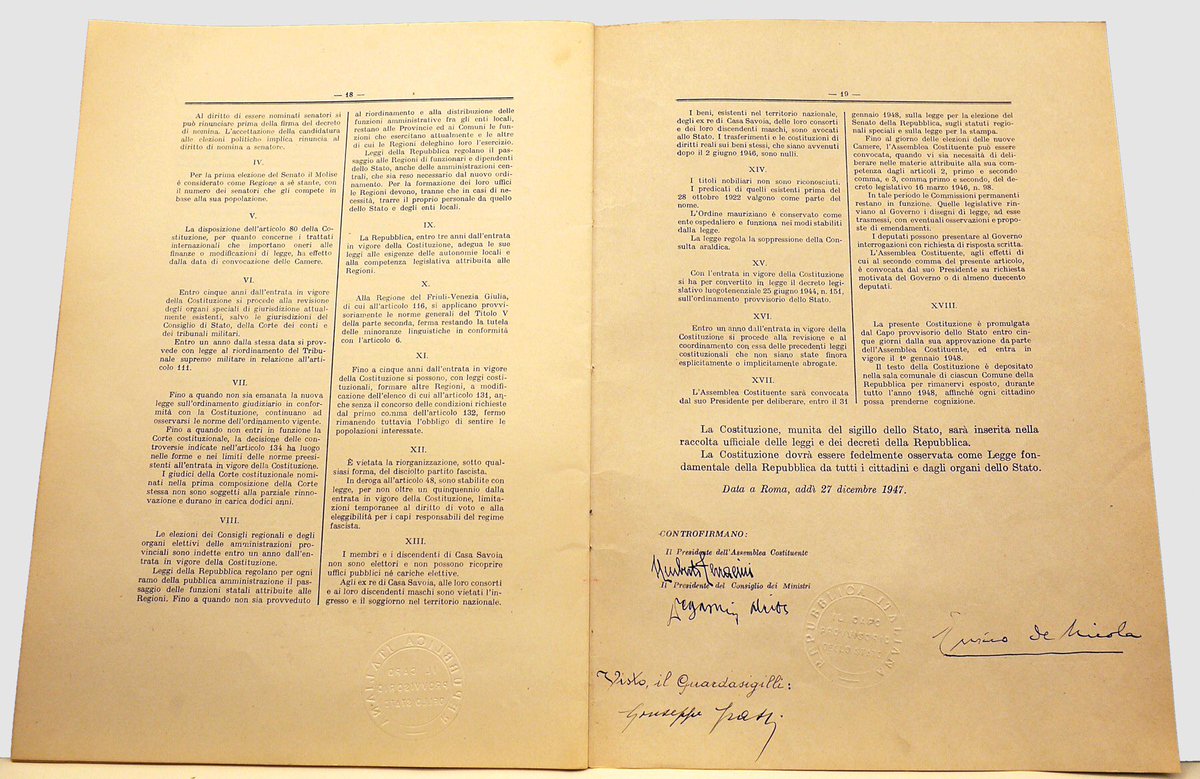 Confcooperativ1's tweet image. #70 anni della nostra #Costituzione che all’art. 45 riconosce il ruolo distintivo delle cooperative che oggi danno lavoro a 1,3 milioni di persone in Italia. Pagano le tasse in Italia. Non delocalizzano. Così tanto per ricordarlo. Auguri alla #Costituzione e alle cooperative