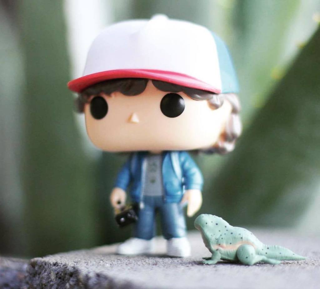 popvinylworld's tweet photo. The @hottopic exclusive #strangerthings #funko Pop of Dustin with Dart. Dustin has his Ghostbusters ghost trap in his right hand -follow us on twitter @ popvinylworld to get our https://t.co/meFX6tq1jj news updates -#funko #funkopop #funkofunatic #popvi… https://t.co/o7R3TTlyks https://t.co/QZnTVeXPeR