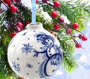 Яркие эмоции в Новом Году с неповторимыми узорами ёлочных игрушек от Объединения Гжель
Купить: gzhel.ru/catalog/novogo…
#гжель #новыйгод #новаягжель #gzhel #newgzhel #HappyNewYear #гжельшар #новогоднийшар #новогоднийшаргжель #эксклюзивнаягжель #новогодняягжель #кновомугоду