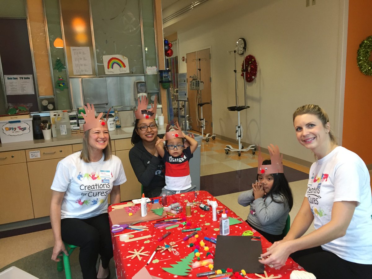 We had our last Art Hour of 2017 at <a href="/OHSUDoernbecher/">OHSU Doernbecher Children's Hospital</a>. Thank you to all our volunteers and donors throughout the year. In 2018 we are excited to announce Art Hour is expanding to a weekly event. Contact our team if you are interested learning about volunteer opportunities.