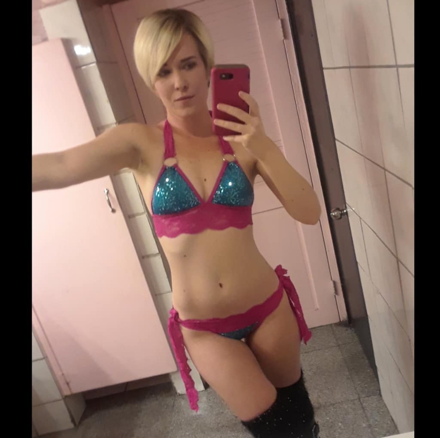 1 pic. You boys gifted me The Best dancer bikini's I could ever want. You totally helped me step up my game on stage. Here are a couple shots! More coming soon. Thank you so much! https://t.co/xe3cX20HbH