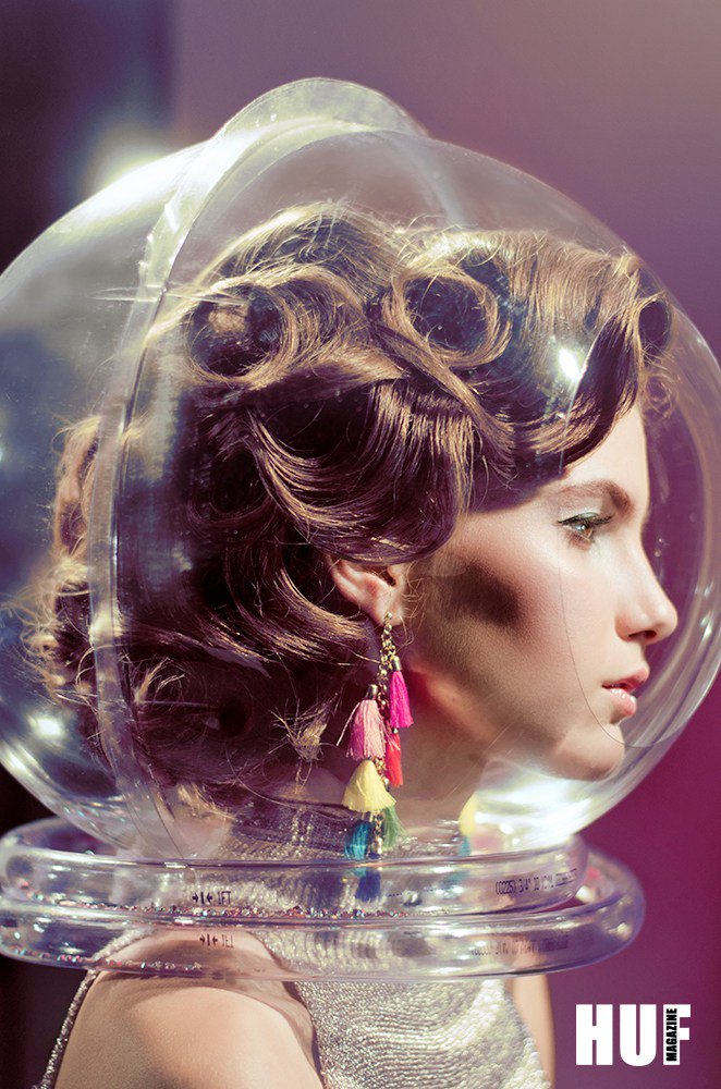 bodegabookclub's tweet photo. Hi, I'm Korryn Hale, an emerging photographer from NY. Checkout my first publication  in @hufmagazine up on their site.  One RT or like could change everything for me! #GalacticBABE https://t.co/cgQwA8vs87
