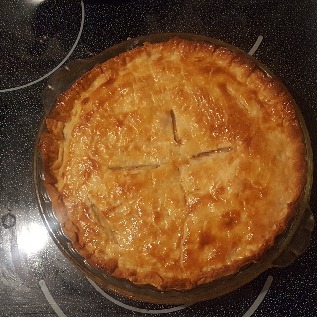 bcripps1993's tweet photo. Yaaaaaaaa 🍴 #turkeypotpie https://t.co/lK8w2I49rR
