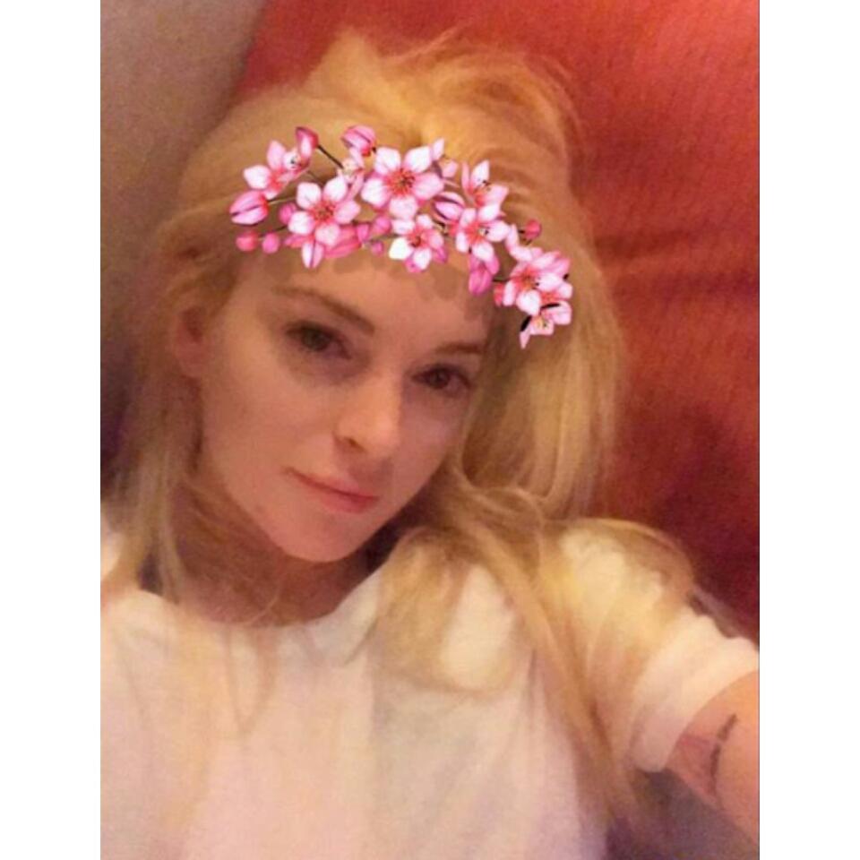WebLindsayLohan's tweet photo. Lindsay Lohan (@LindsayLohan) on her official SnapChat account, she's so wonderful! 😍🌺 https://t.co/s3e1ENcbcd
