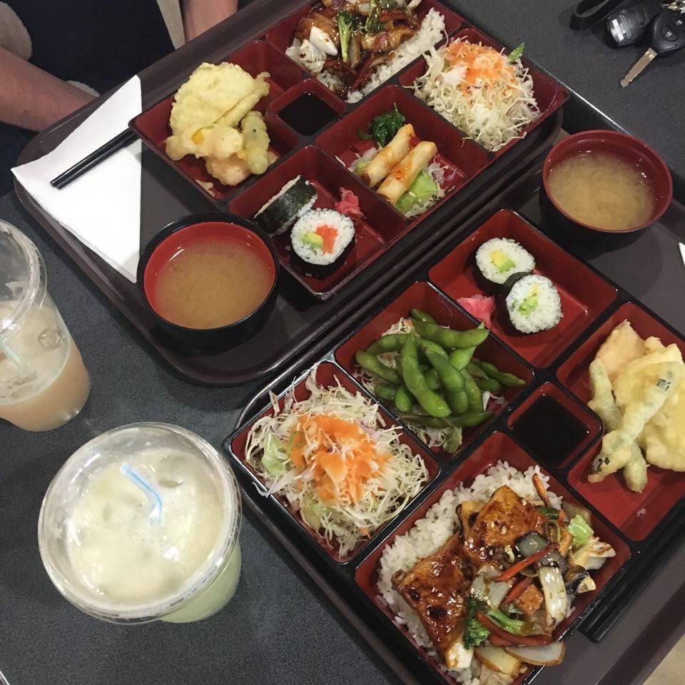 PonsFoodCourt's tweet photo. We are open (&amp; back on Twitter). Come and join us for lunch or dinner. We have something for everyone. https://t.co/1nEnFihahy