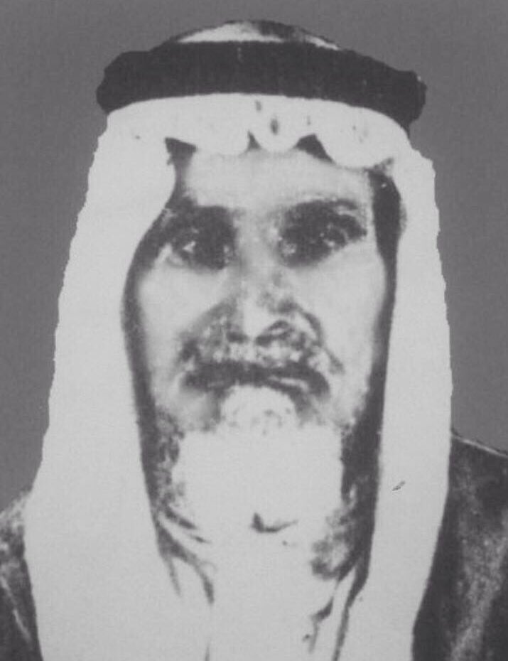 tala7bah's tweet photo. #طلاحبة_المجد
صورة نادرة جدآ ل عابد بن رويضي بن حصين الله يرحمه ويغفر له ويسكنه فسيح جناته https://t.co/pxSwYNSEnK