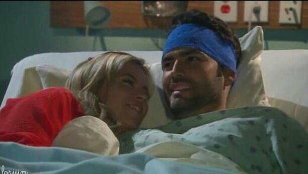 DuqueRiosArg's tweet photo. Muy bonito Miércoles 😍 Última semana del año 😎👏.
Muy feliz Navidad chicas 💘
@ximenaduque @FabianRiosS ❤ #DuqueRios 💙 #DuqueFamily #RiosGuerrera #DuqueRiosFamily #DuqueRiosForever https://t.co/HEFo4vEdZl