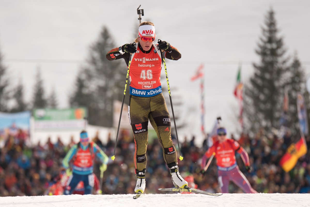 BiathlonWTC's tweet photo. Krankheitsbedingter Ausfall beim #BiathlonaufSchalke. #LauraDahlmeier, #SimonEder und #JakovFak werden leider nicht an den Start gehen. #NadineHorchler, #JulianEberhard und #MichaelRoesch wurden für ihre Teams nachnominiert. https://t.co/JG3fGGAwP9