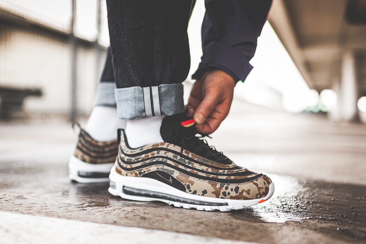FastSoleUK's tweet photo. Nike Air Max 97 Country Camo Germany | Launching at 8 AM GMT
Nike > https://t.co/aarq1n3tBl
SNS > https://t.co/0o8EeNagOr
Allike > https://t.co/RlgxDJ0iq7
BSTN > https://t.co/3poAsdgS4E
43 > https://t.co/tWwQ7hmEkb
#Sneakers #Footwear #RESTOCK #AirMax #CountryPack #NewYear https://t.co/pv4S8RSMk3