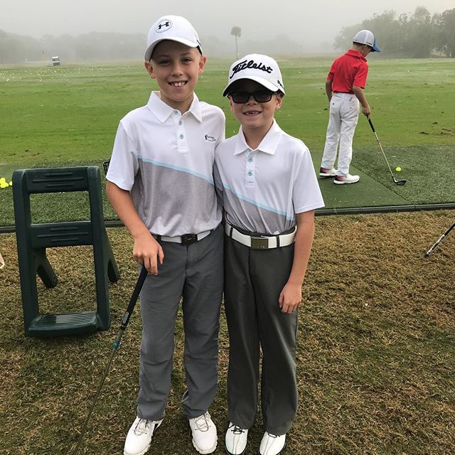 Garbinc's tweet photo. #twinning with @jessyhuebnergolf and Alex at the @uskidsgolffdn #holidayclassic. Keep it up guys!
#garbguys #garbguy #golfgarb #garb #juniorgolf #kidsgolf #uskidsgolf #golf #golflife #golfer #golfswing https://t.co/gqXbRoYNwm