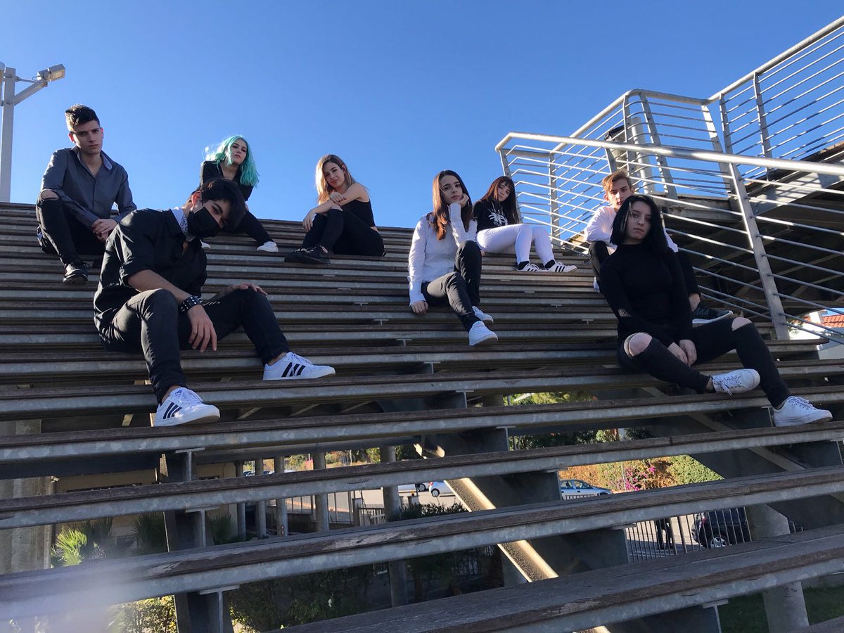 Formation_X_'s tweet photo. Our Youtube Channel is now linked in our bio☁✖
In one week's time we'll be uploading our first dance cover!
#FormationX https://t.co/UQmTZk3G0M