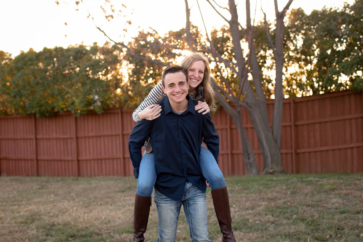 GorskeLogan's tweet photo. Happy Birthday!!! Can’t believe you are 18! Hope you have a great day!! https://t.co/EAoEUwJ552