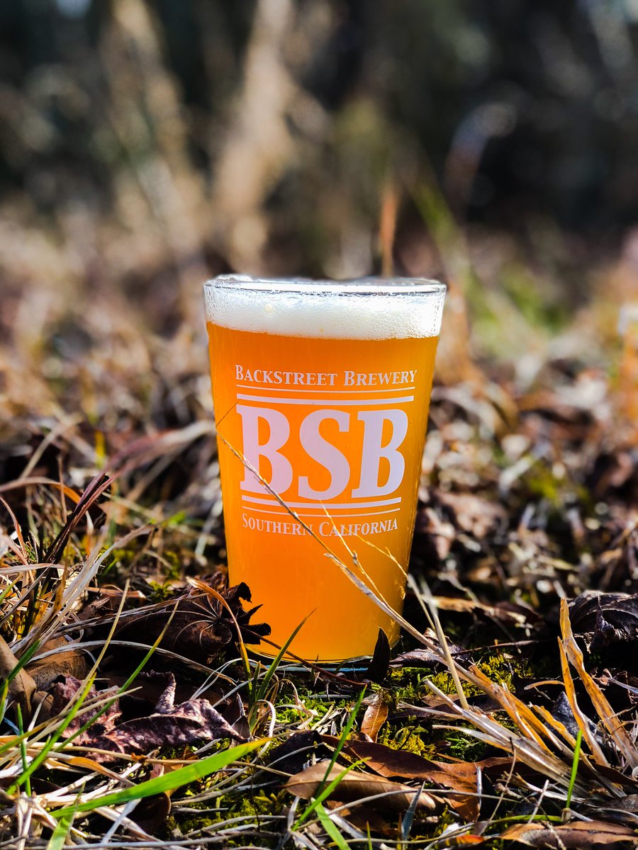 There’s no limit to enjoying a Backstreet Brew. Grab your favorite beer and take it outside to soak up some rays! Bingo tonight is unfortunately cancelled, so take this opportunity to enjoy your beer and use up those winnings! See you for bingo next week. Cheers! #BSB #ocbeer