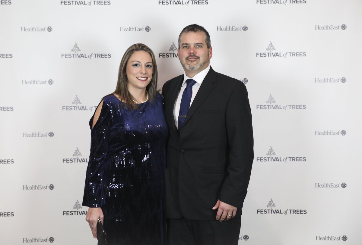 WaschCommFin's tweet image. We were proud sponsors of HealthEast #FestivalOfTrees!