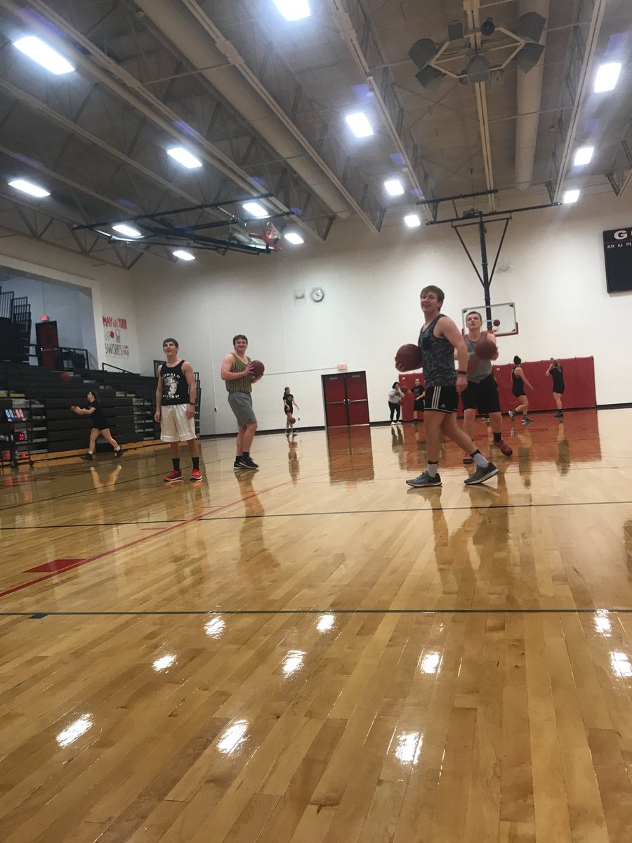 CTownWrestle's tweet photo. You boys are getting warmed up and are ready to go!! https://t.co/9nh3O1ulIG