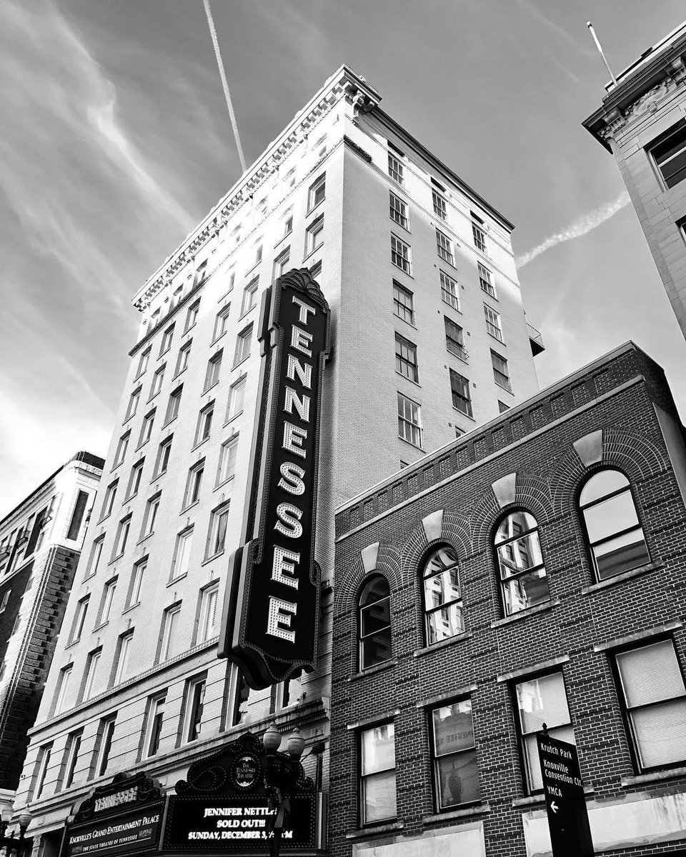 TNTheatre's tweet photo. Ready to start fresh in 2018! #knoxrocks // 📸: lisamegg26 https://t.co/dDFNgngRlW