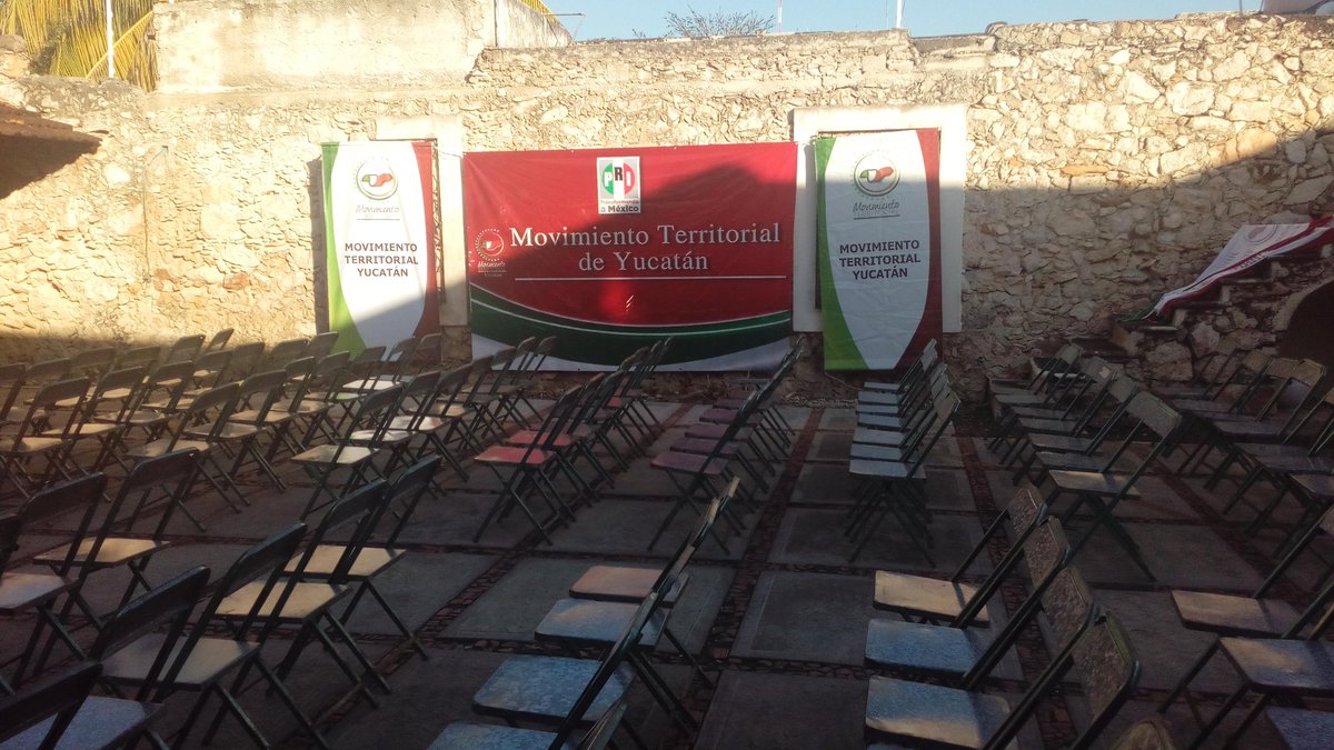 MTyuc's tweet photo. La familia emetista se alista para recibir a nuestro precandidato a la gobernatura @mauriciosahui. Una valiosa oportunidad para refrendar nuestro compromiso con su proyecto para trabajar en unidad para que #YucatánSigaAvanzando #Sahui18 #SomosPRI https://t.co/VGz6RR32XK