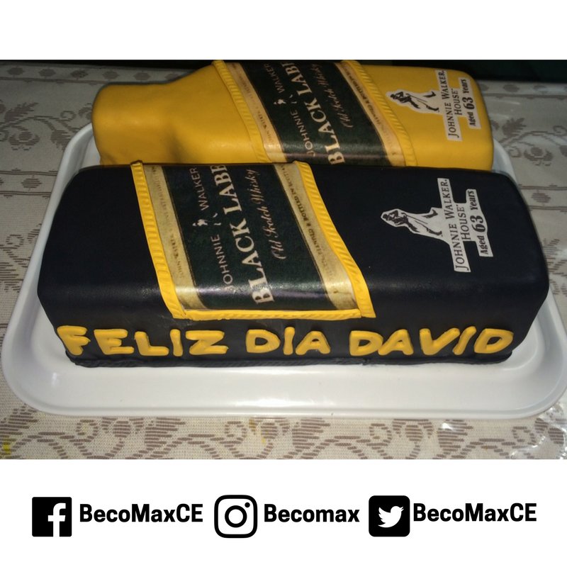 BecoMaxCE's tweet photo. Un buen detalle para sorprender, Torta de Johnnie Walker 😎🥃🎉 #TortaBecomax #Cake https://t.co/3YIY9j1LjX