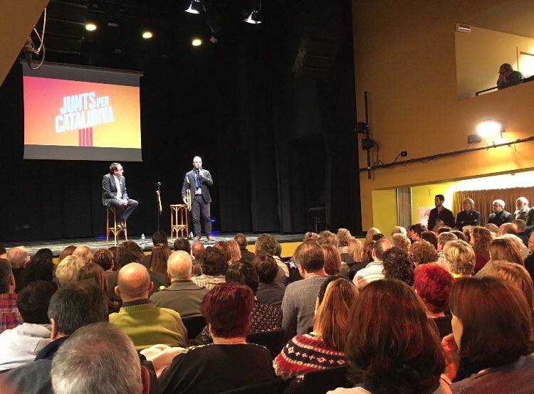 jorditurull's tweet photo. Un goig participar a l’acte de reconeixement als #interventors i #apoderats de @JuntsXCat el #21D. a #BCN Serem dignes del magnífic resultat https://t.co/FO1owIsQyu