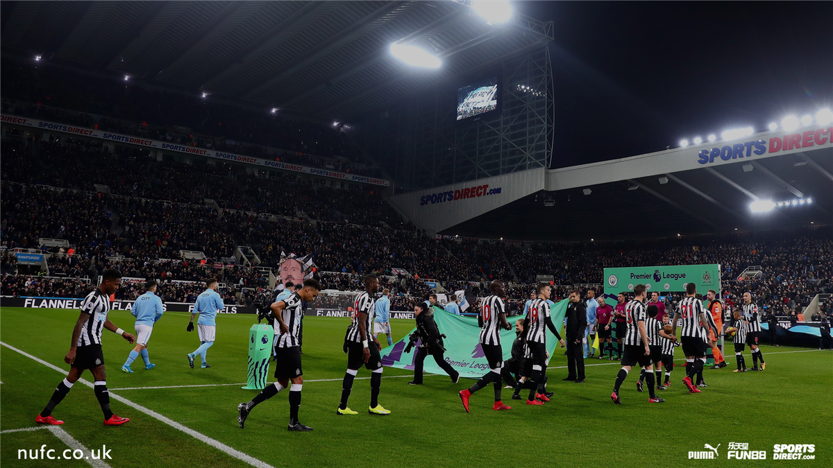 NUFC's tweet photo. Thank you for roaring the lads on from start to finish tonight 👏🏽
The official attendance at St. James' Park was 52,311. #NUFC https://t.co/EReuOiWzmN