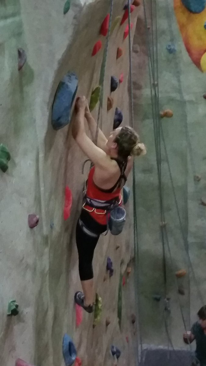 ApeIndex's tweet photo. 50% off for the ladies tonight! Take advantage of the deal and #stayactive. #LadiesNight #ClimbingGoals https://t.co/TDDdKBm3Xb