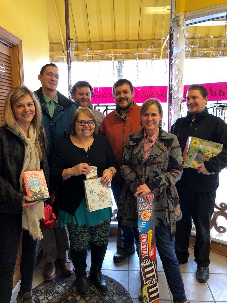 #TechCareTweets - Missoula Premium Care managers Christmas gift exchange! Thanks Doris!